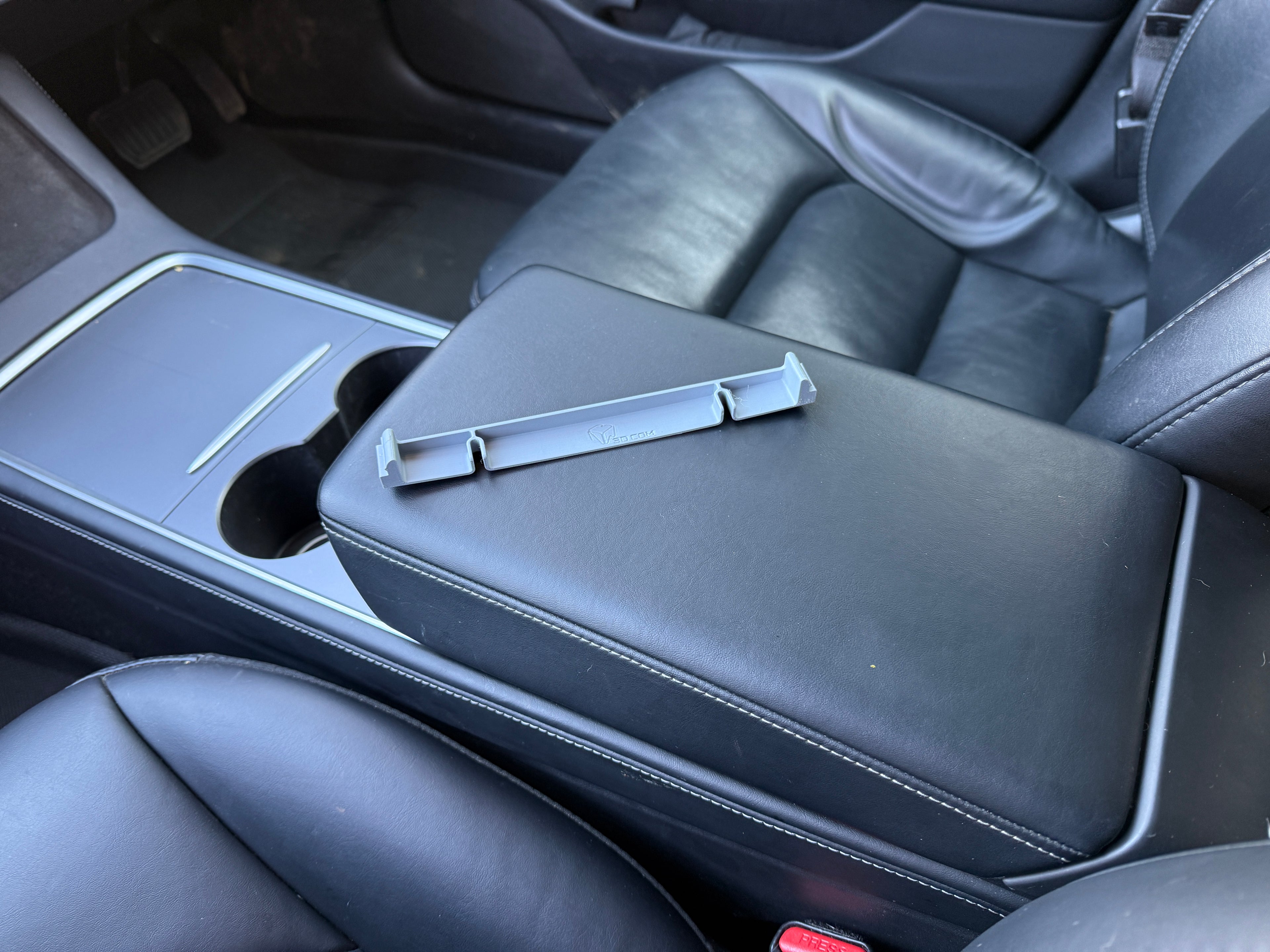 Cable Gap - Tesla Model 3&Y 20/23