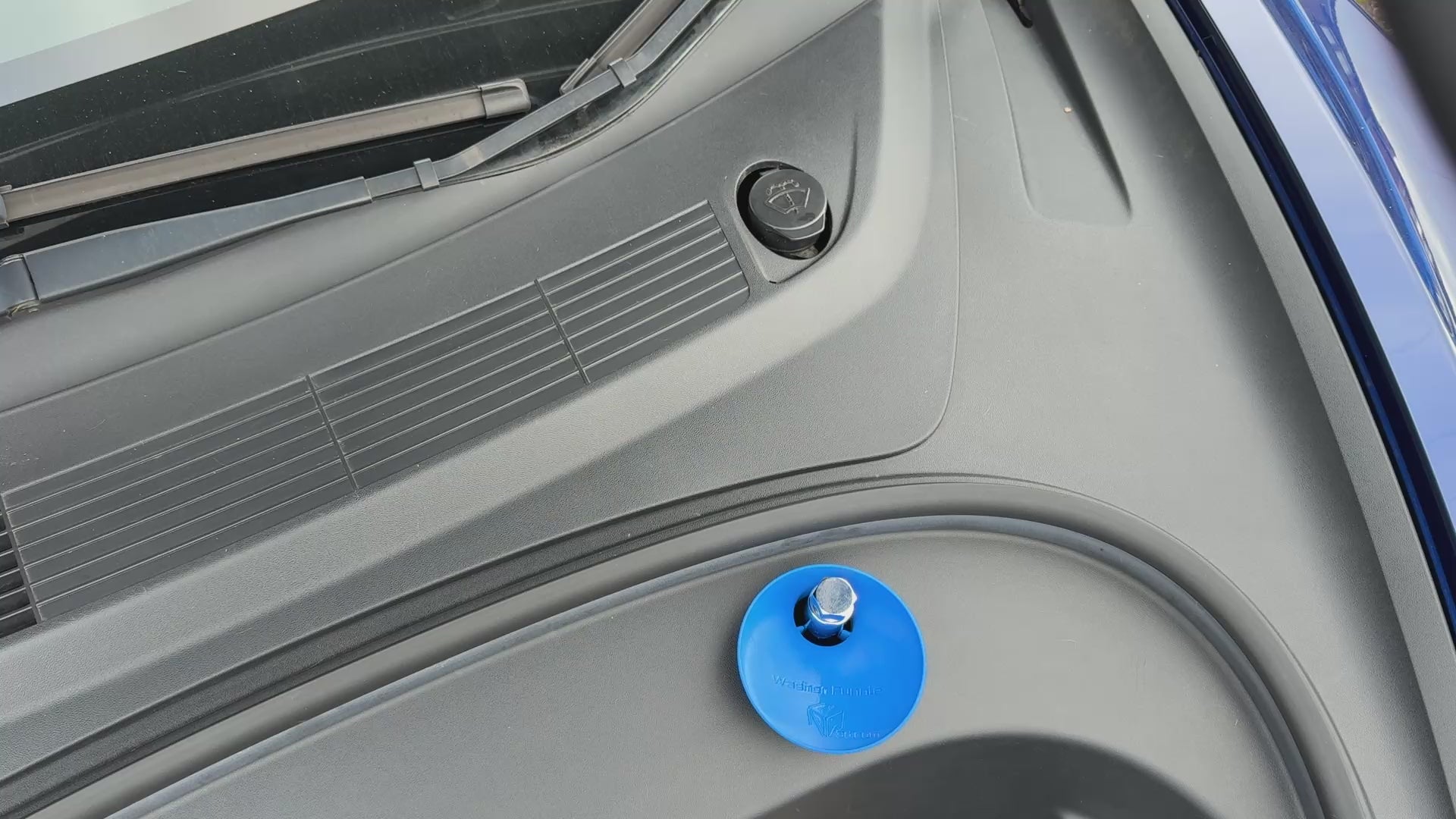 Screen Washer Funnel - Tesla Model 3&Y 20/23